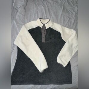 Columbia Gray and Cream Pullover
